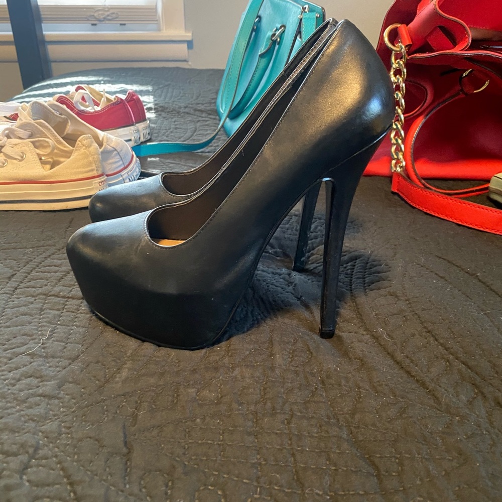 Steve Madden stilettos